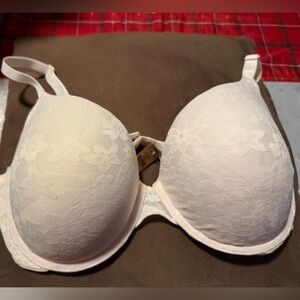 PINK Victoria's Secret Cream Lace Bra